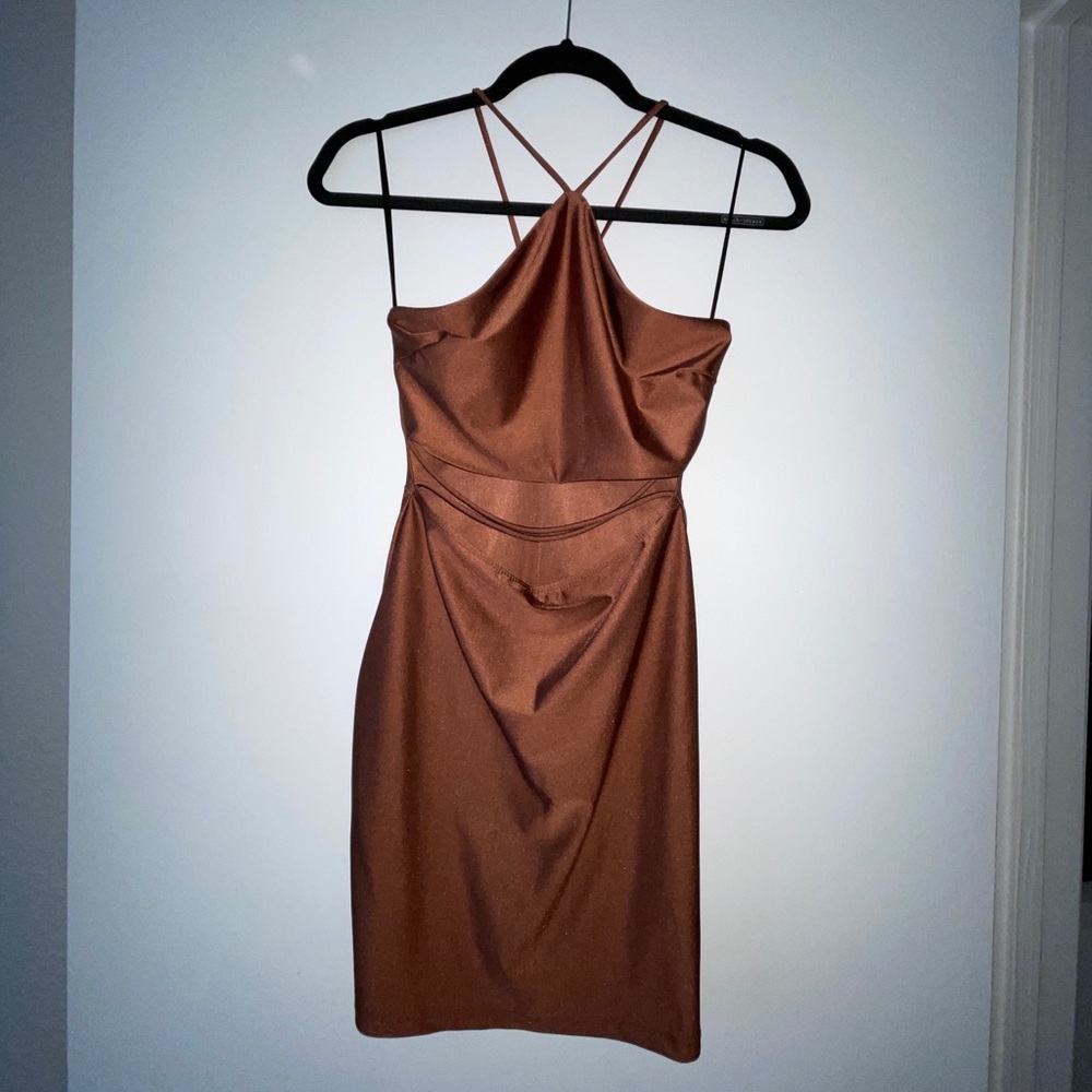 Cute copper dress. Great for clubbing, never worn!